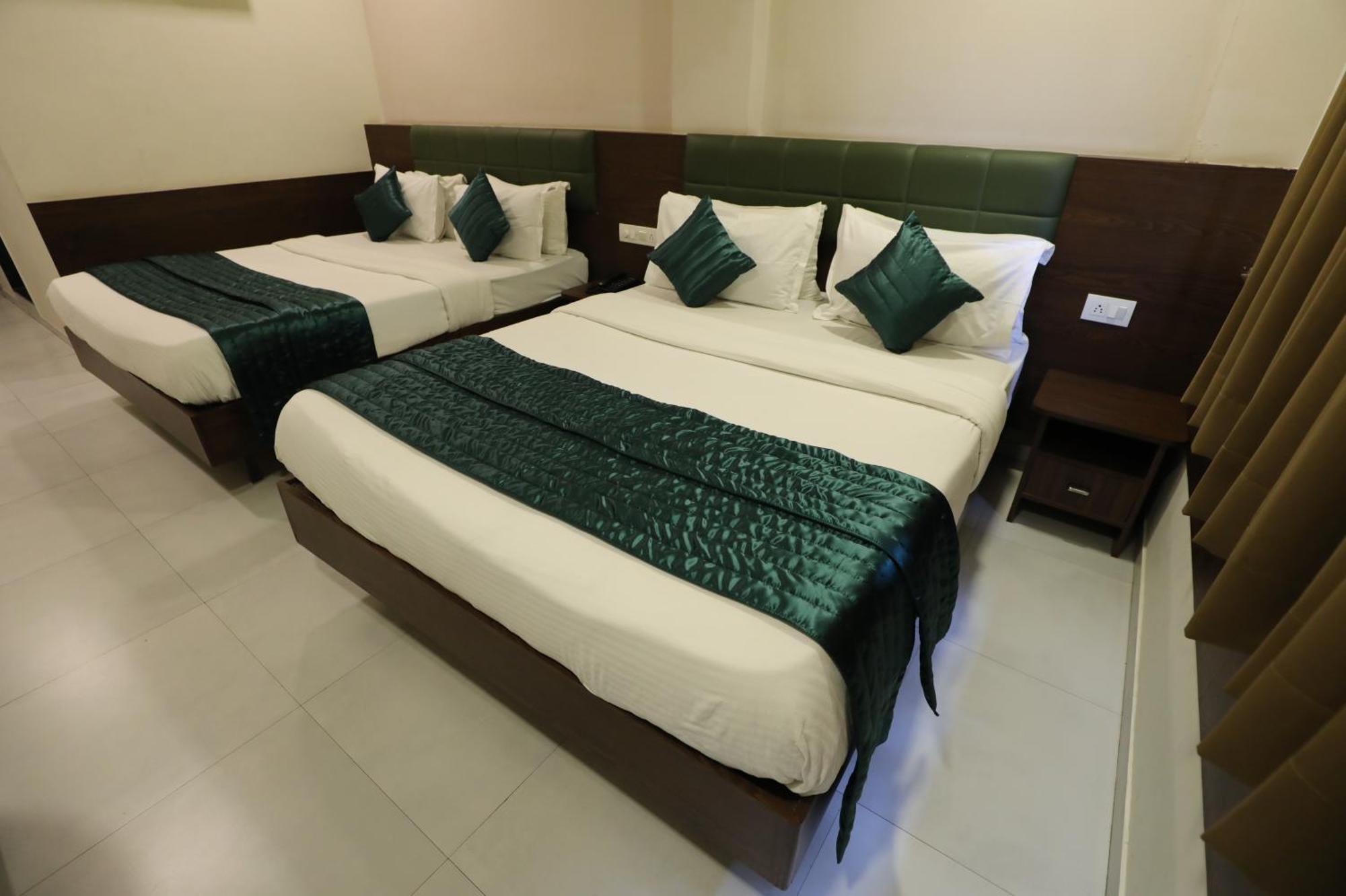 Greenotel Rooms Hazira, 수라트 외부 사진