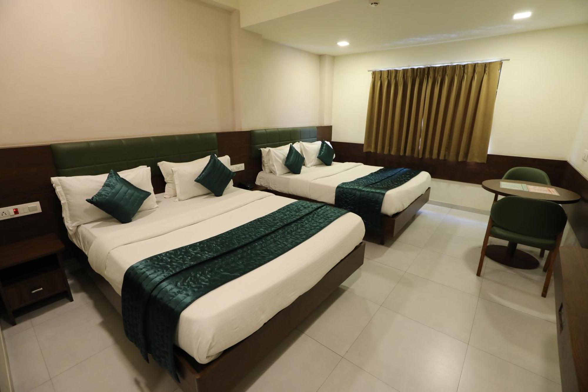 Greenotel Rooms Hazira, 수라트 외부 사진