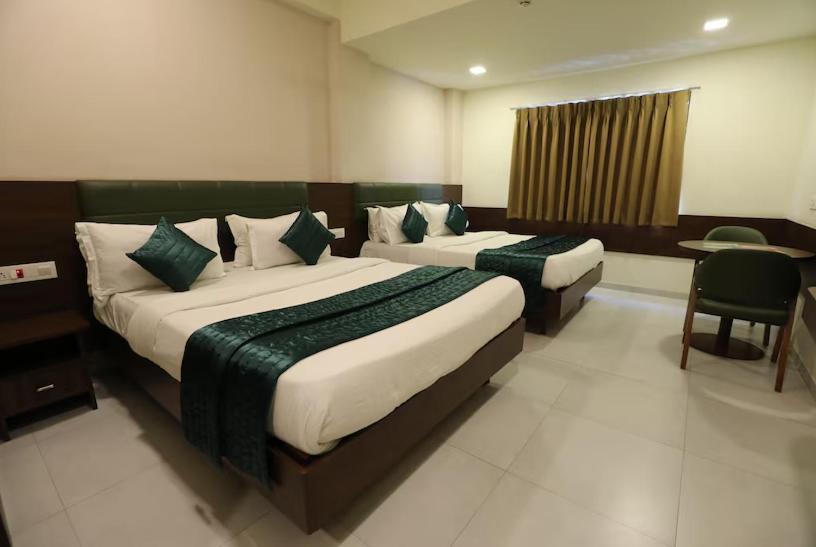 Greenotel Rooms Hazira, 수라트 외부 사진